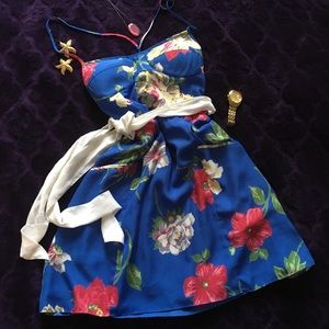 SOLD American Eagle Retro Floral Summer Dress